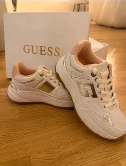 Schuhe