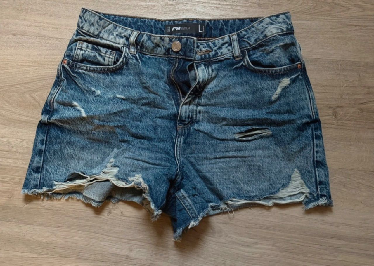 New Yorker  Perfekte Jeansshort Size L