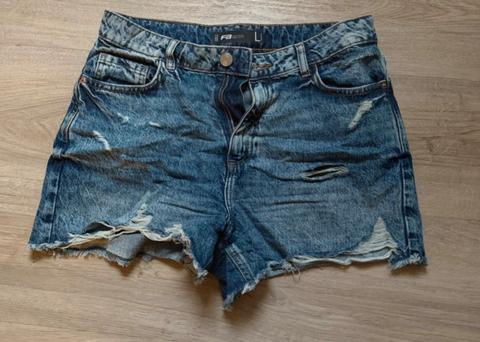 New Yorker Perfekte Jeansshort Size L